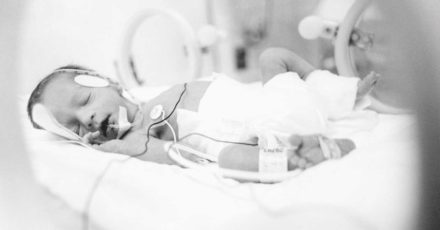 «Mieux nourrir les enfants en soins intensifs» // www.revuehemispheres.com © chuck Goodenough / alamy